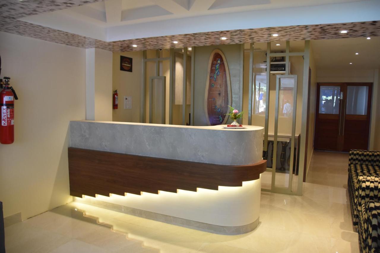 Hotel Serene Palace ポートブレア エクステリア 写真